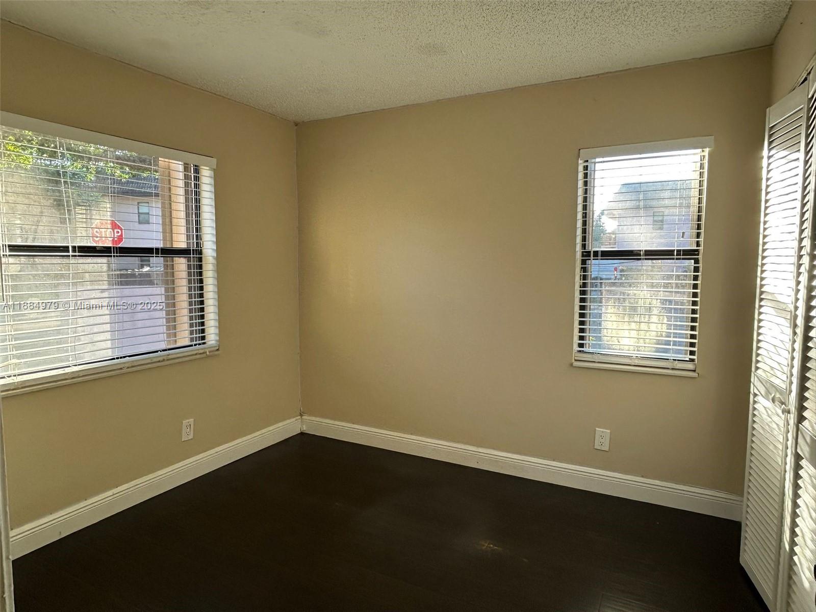 FAIRVIEW AT PEMBROKE POIN - Residential Lease