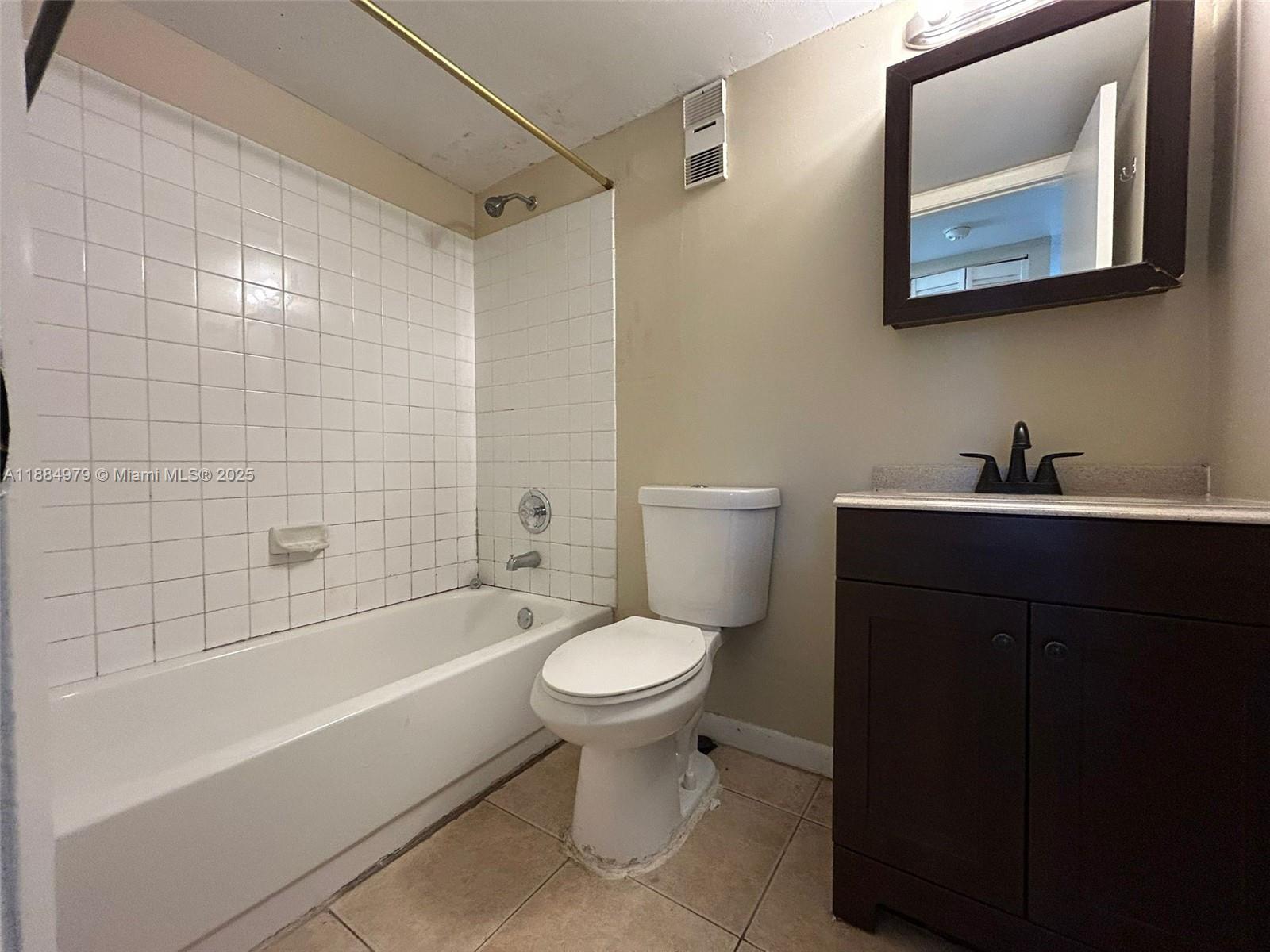 FAIRVIEW AT PEMBROKE POIN - Residential Lease