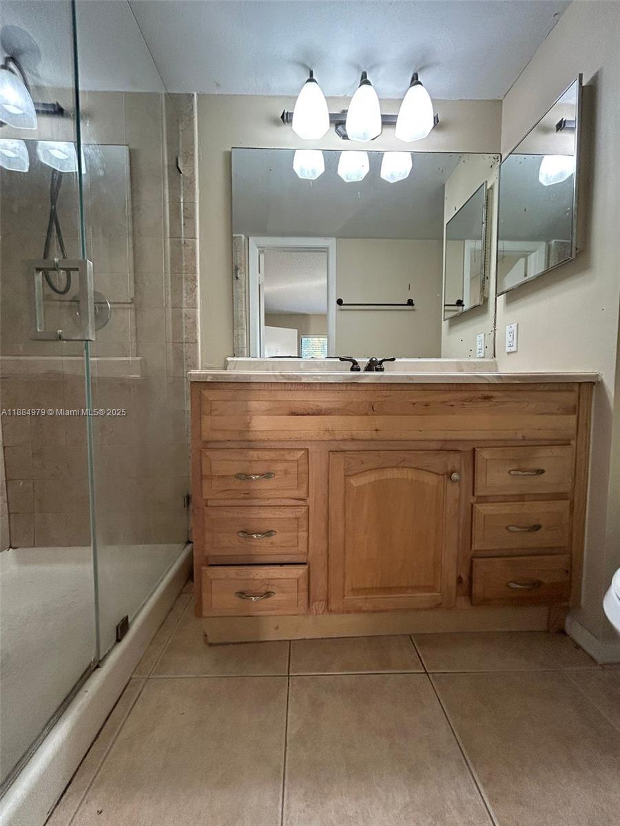 FAIRVIEW AT PEMBROKE POIN - Residential Lease