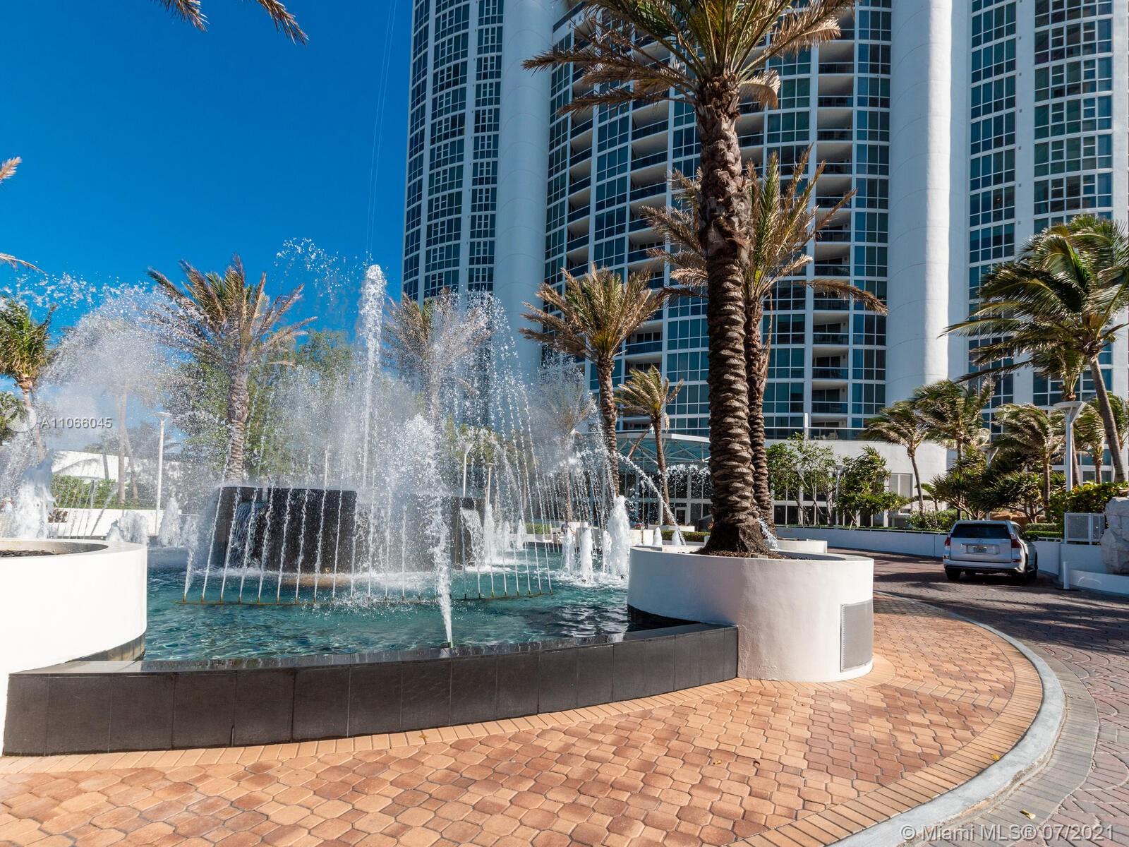 Trump Royale - Residential