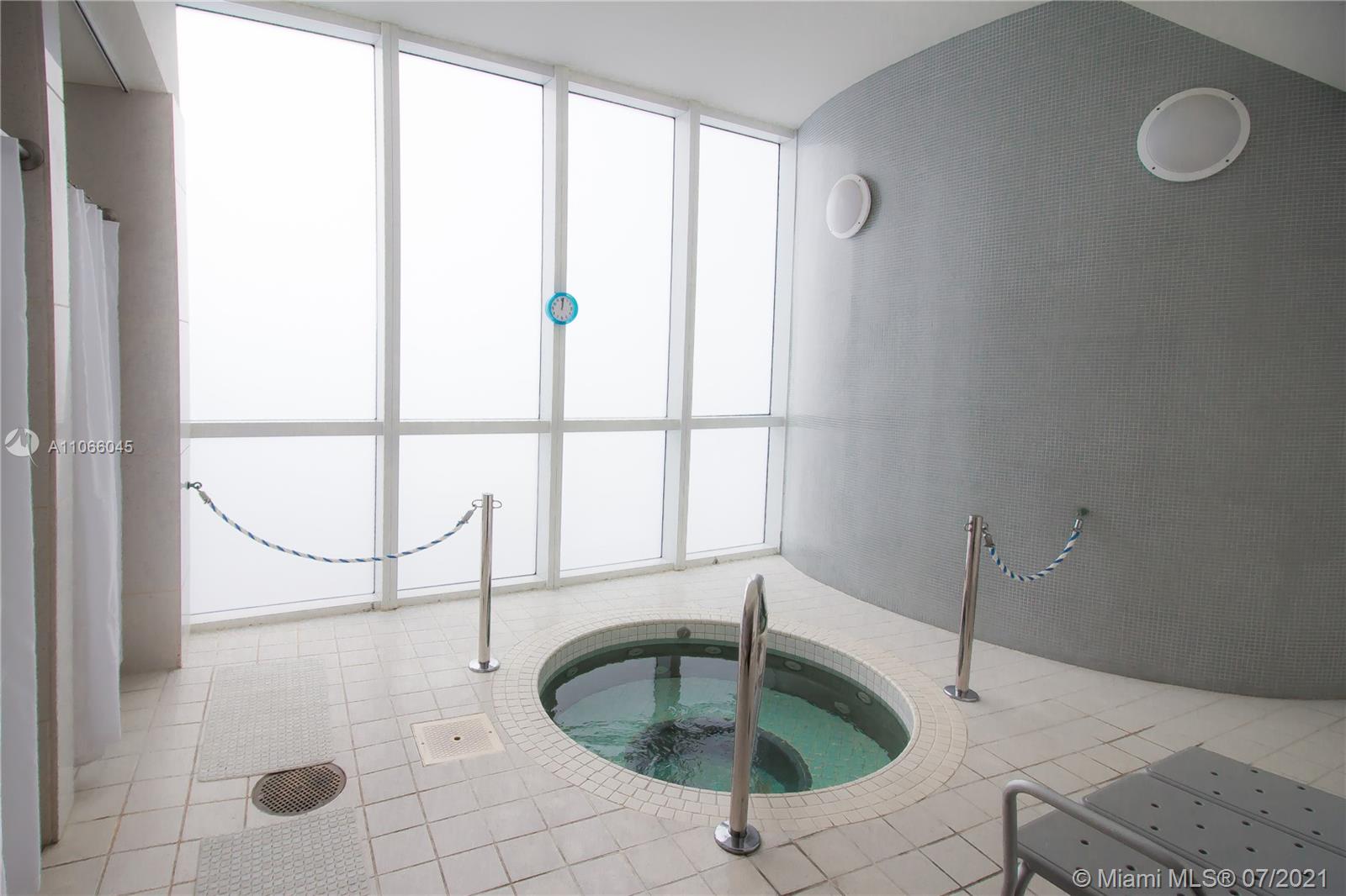 Trump Royale - Residential