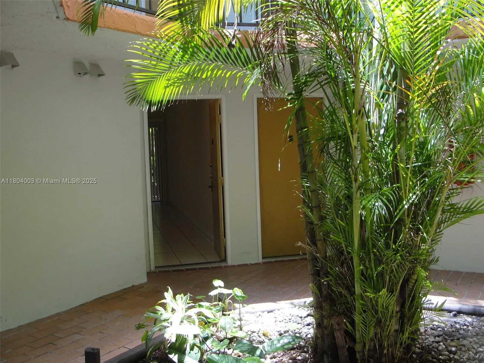 Miami, Florida 33172, United States, 2 Bedrooms Bedrooms, ,2 BathroomsBathrooms,Residential,Active,130642 Miami, Florida 33172, United States, 2 Bedrooms Bedrooms, ,2 BathroomsBathrooms,Residential,Active,130642