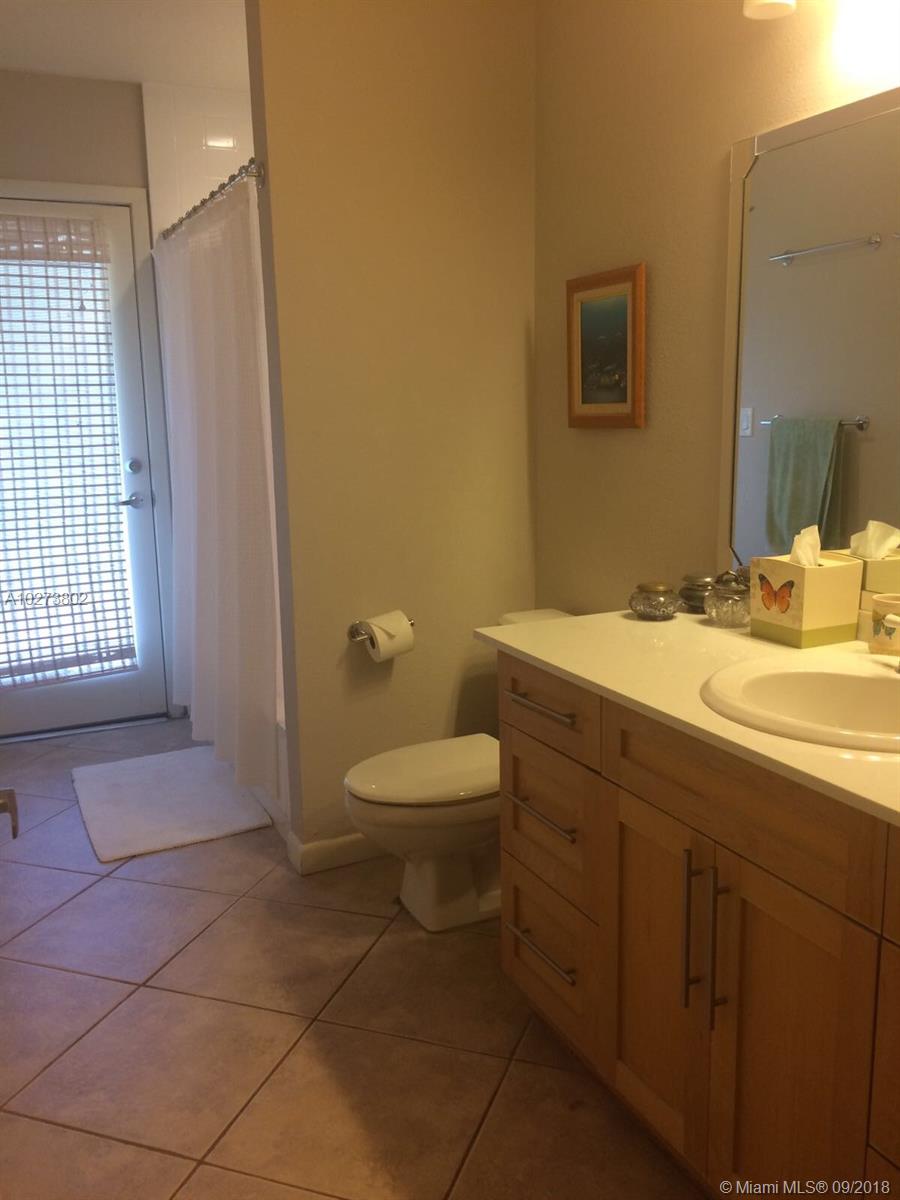 HITCHENS ESTATES PB 113-5 - Residential