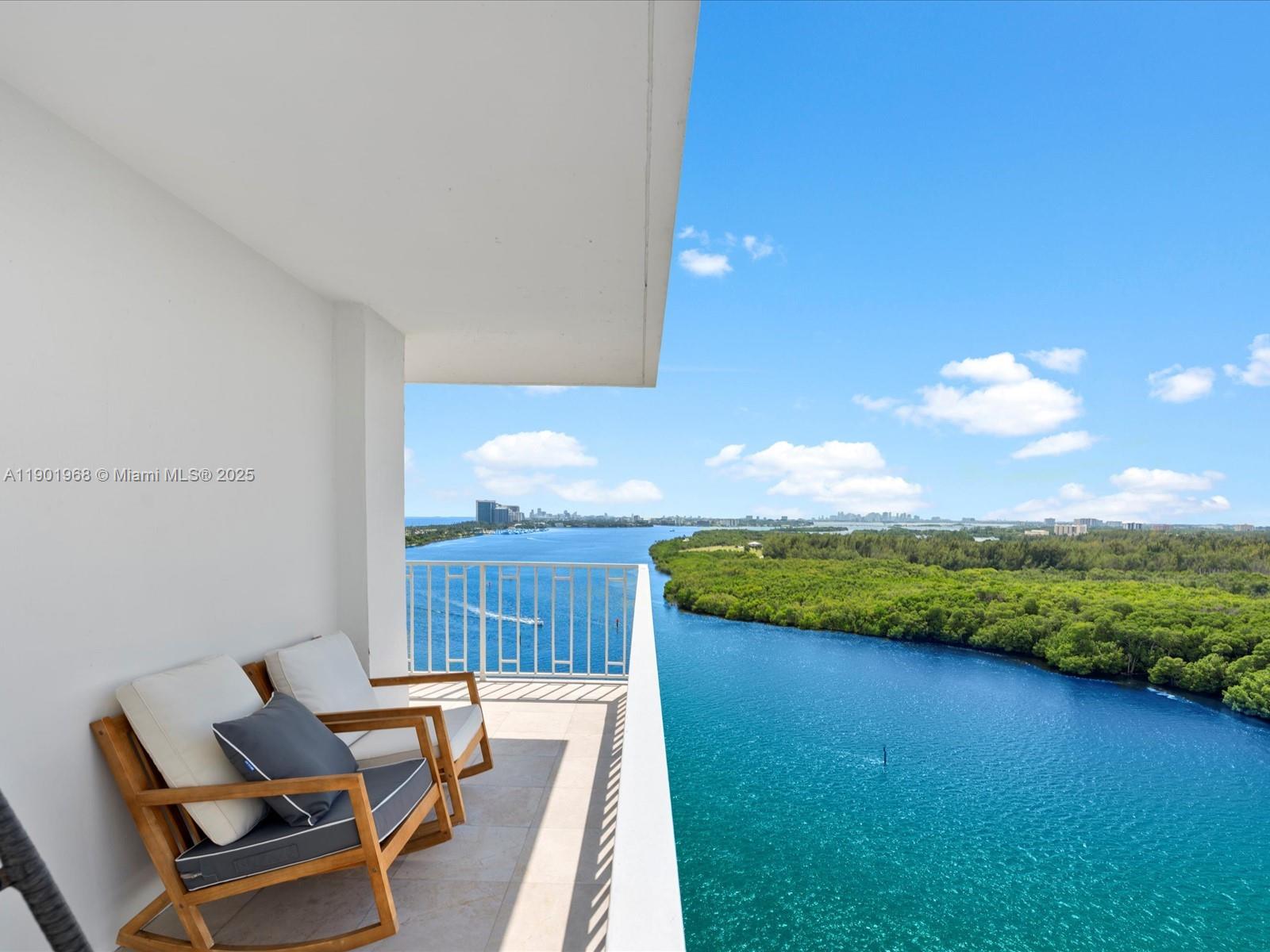 ARLEN HOUSE WEST CONDO - Residential