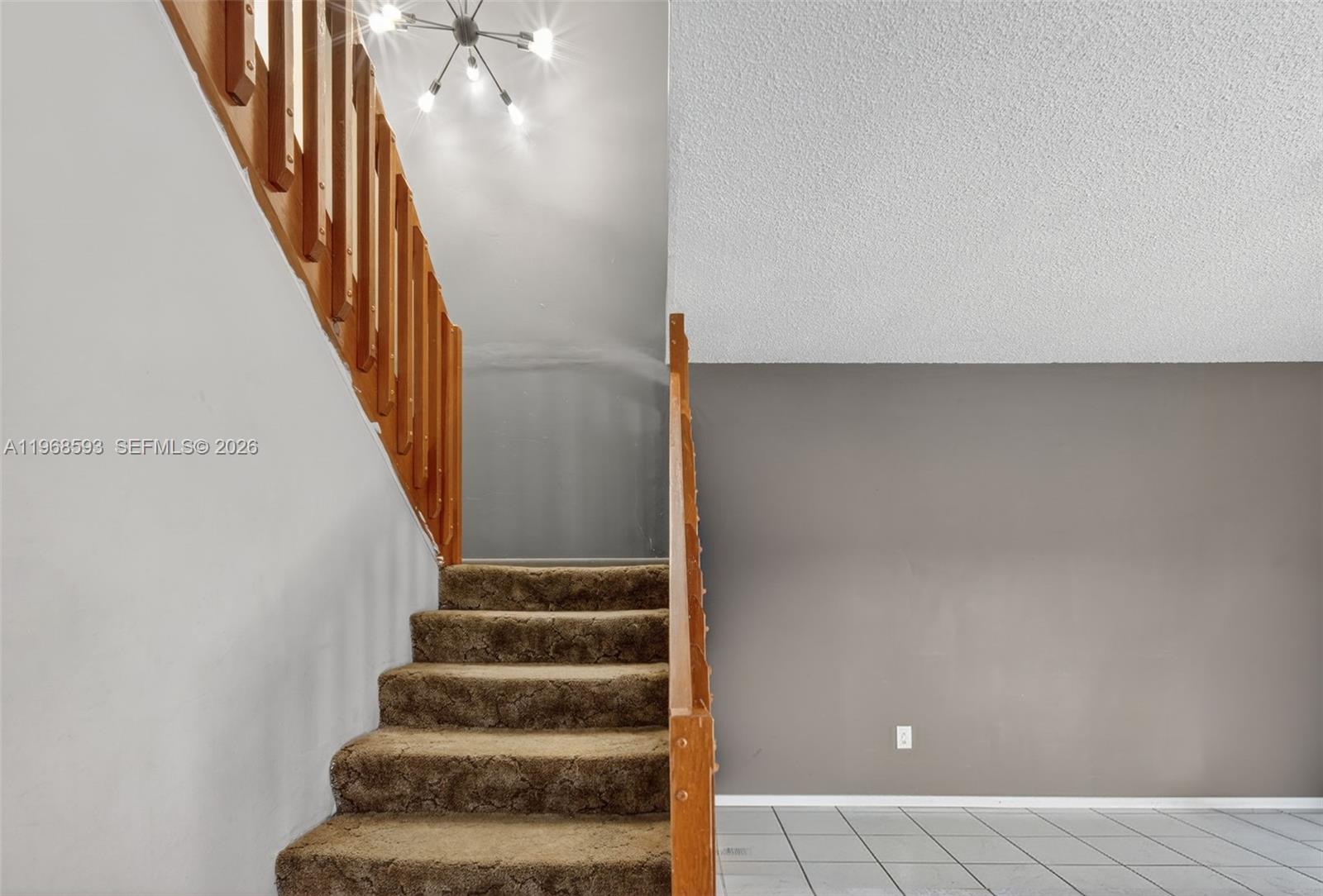 C H E ACRES - Residential