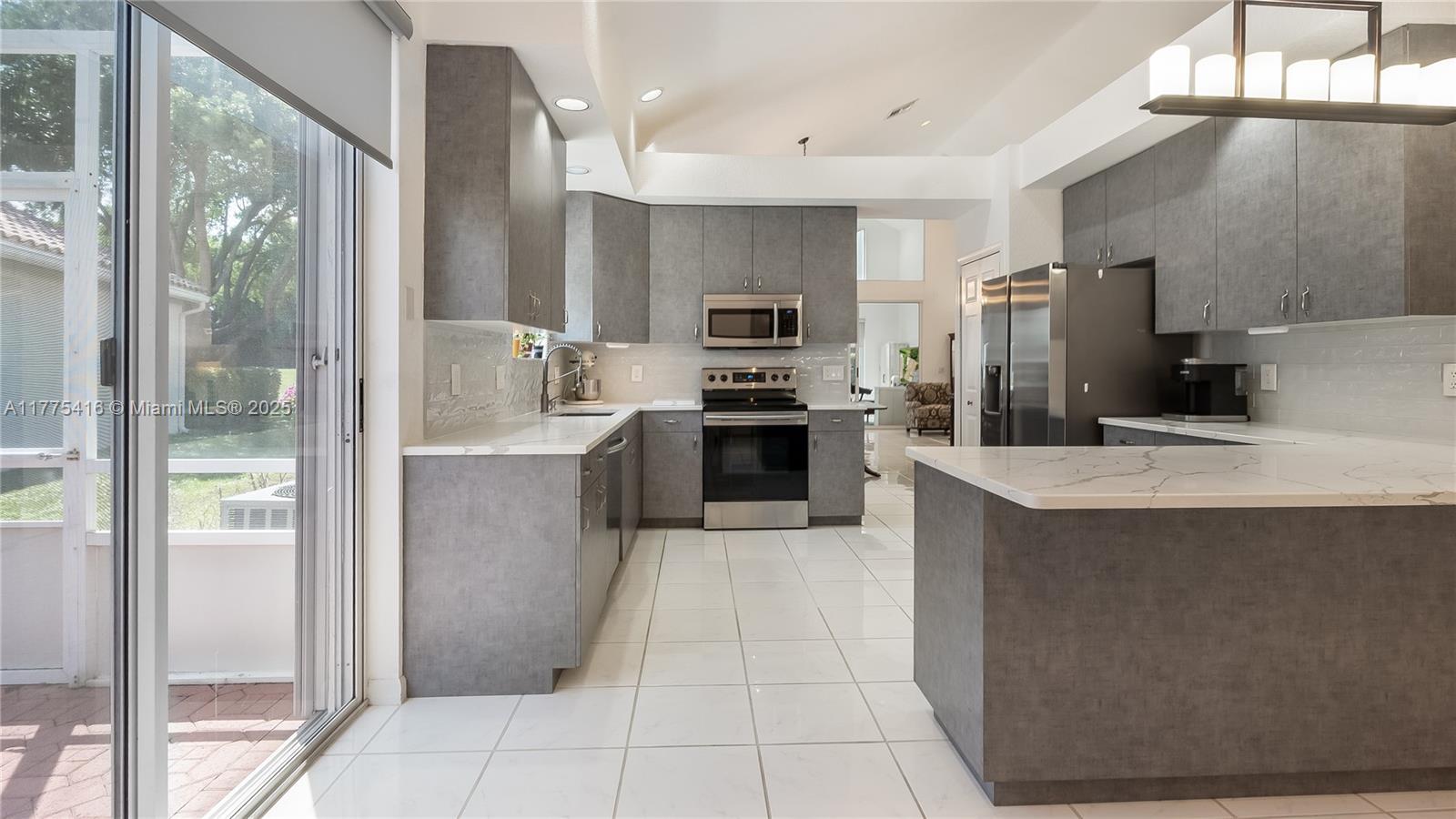 HAMPTON FAIRWAYS 3 - Residential