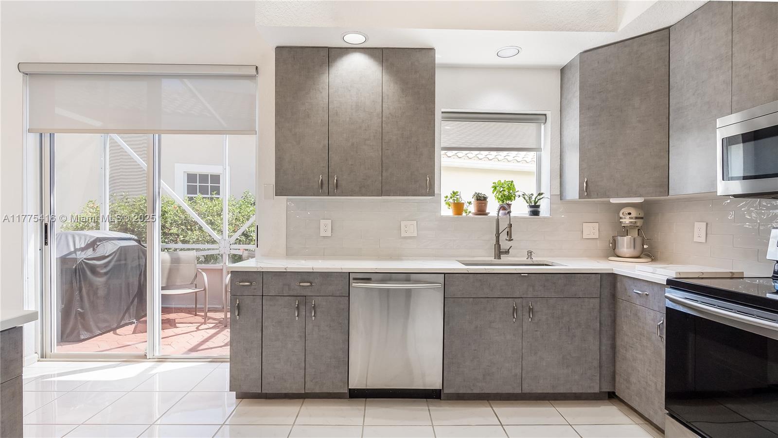 HAMPTON FAIRWAYS 3 - Residential