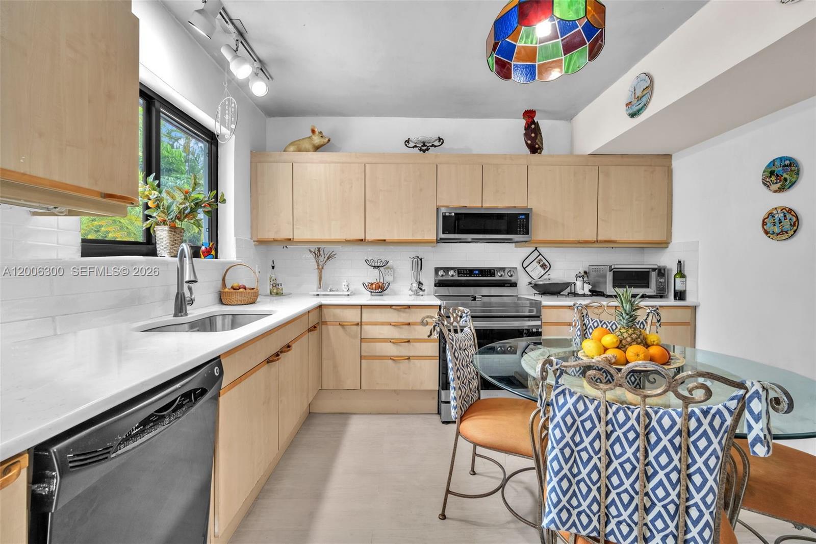 NORTH BAY ISLAND - Residential