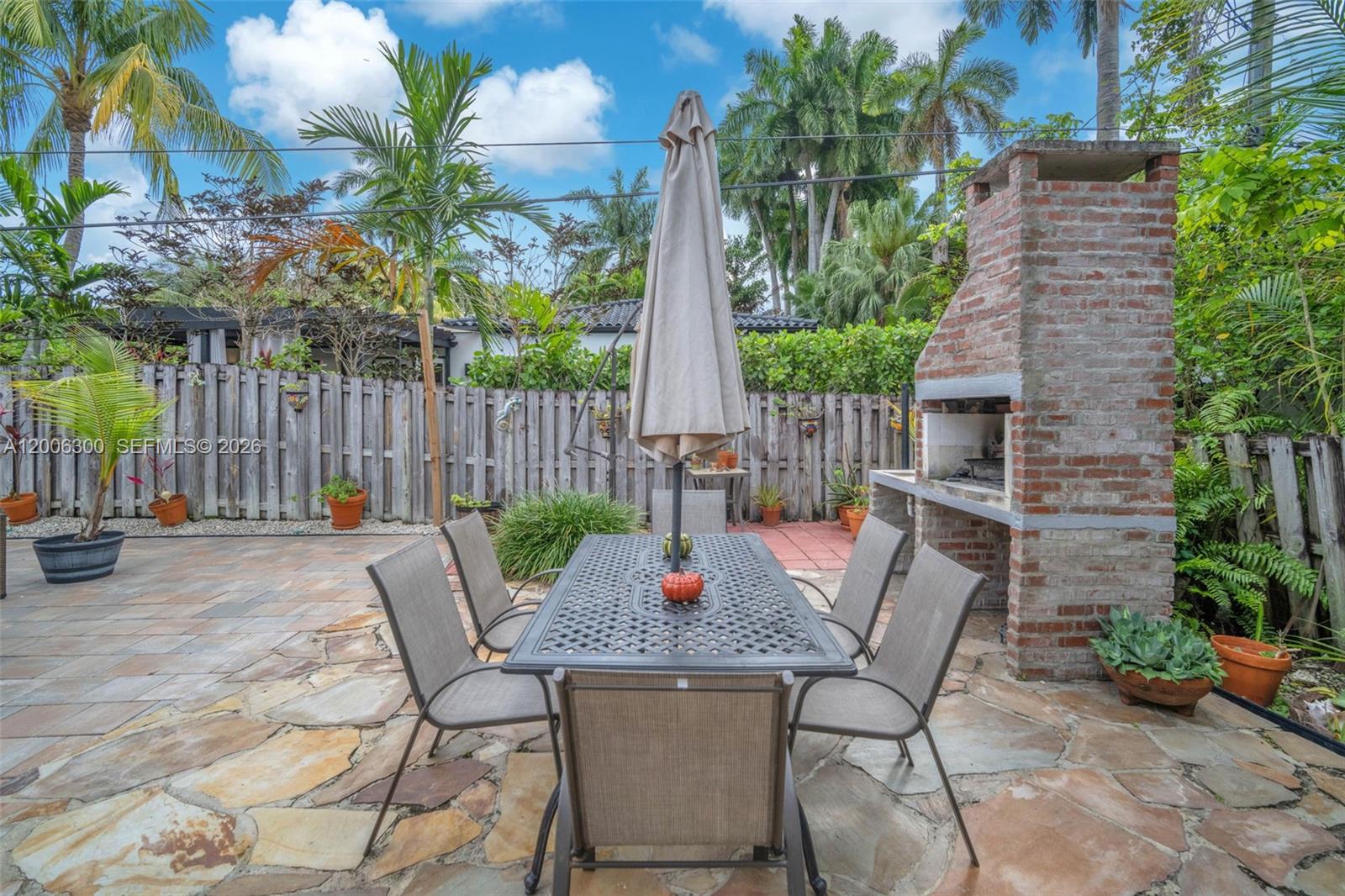 NORTH BAY ISLAND - Residential
