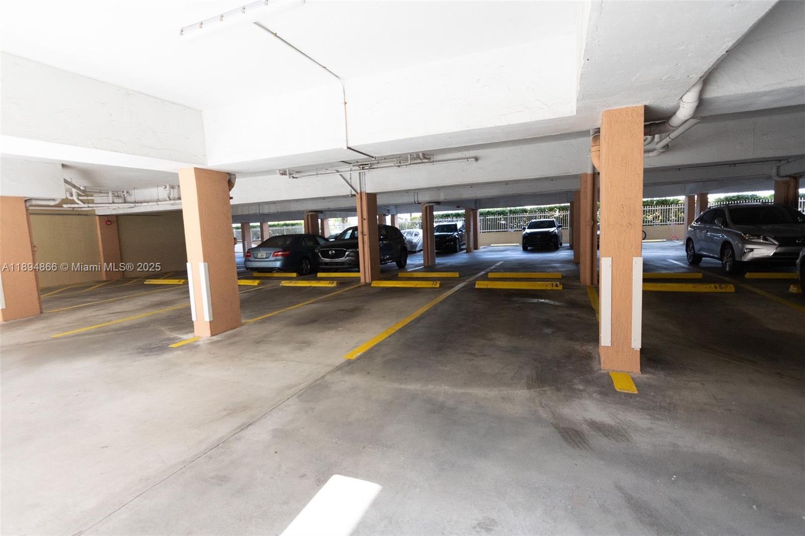 ABBOTT GARDENS CONDO - Residential Lease