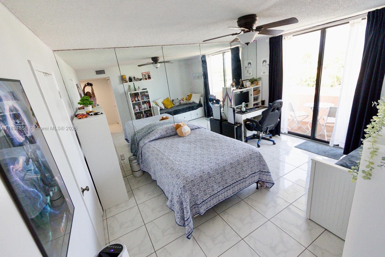 ABBOTT GARDENS CONDO - Residential Lease