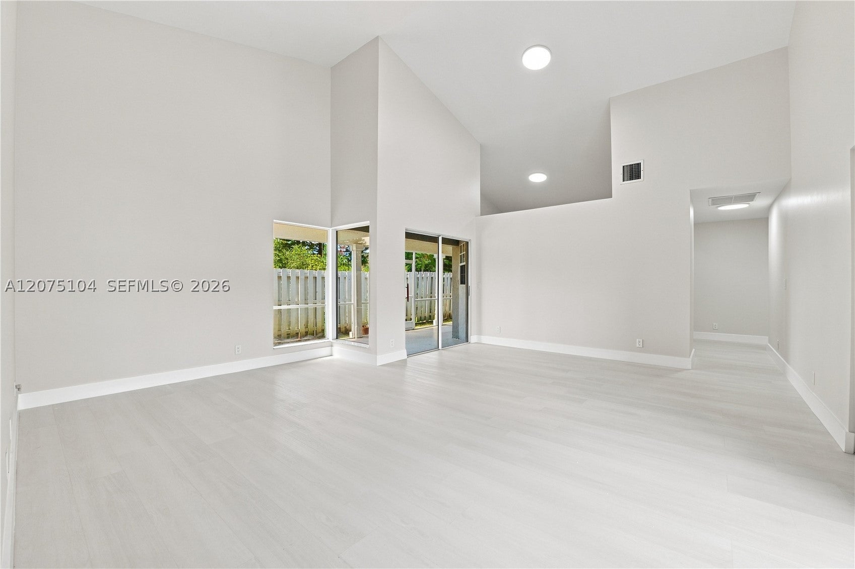 1181 SW 108th Ter
