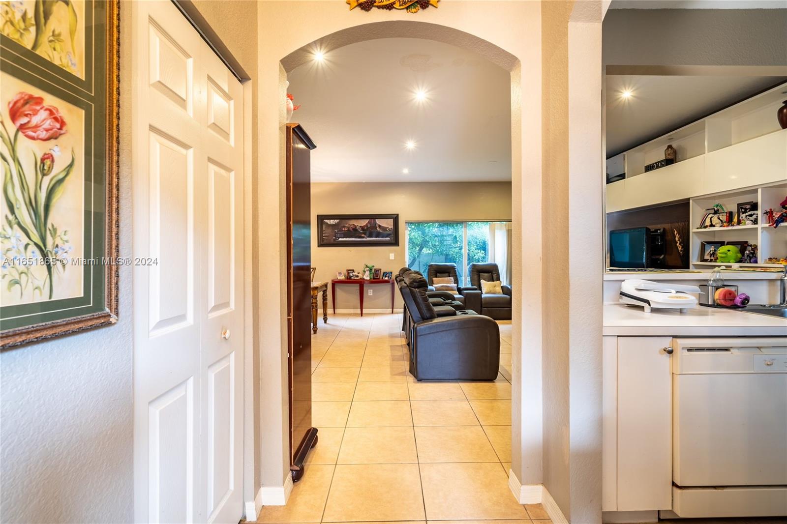 BELLAGIO AT VIZCAYA - Residential