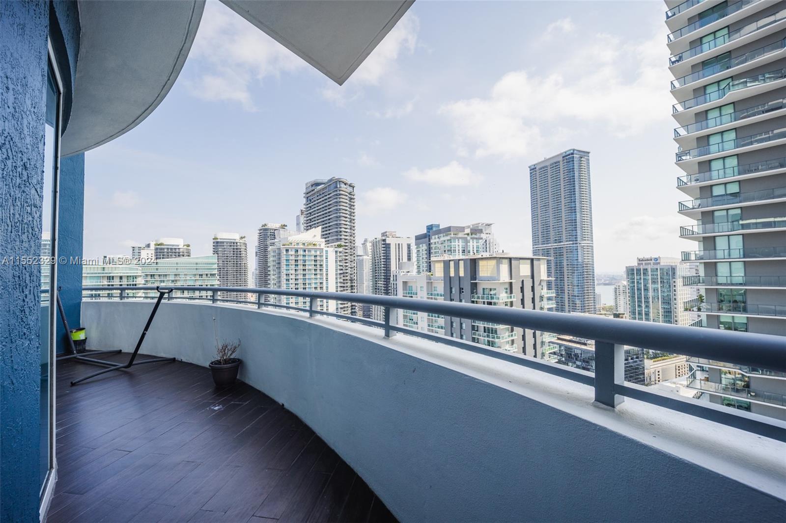 INFINITY AT BRICKELL COND - Residential Lease
