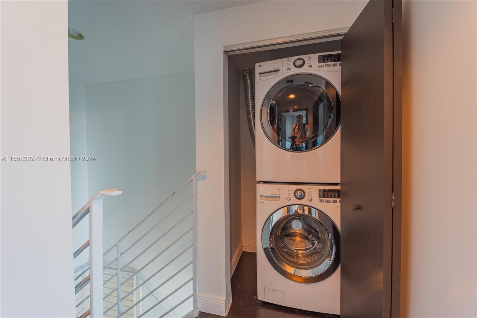 INFINITY AT BRICKELL COND - Residential Lease