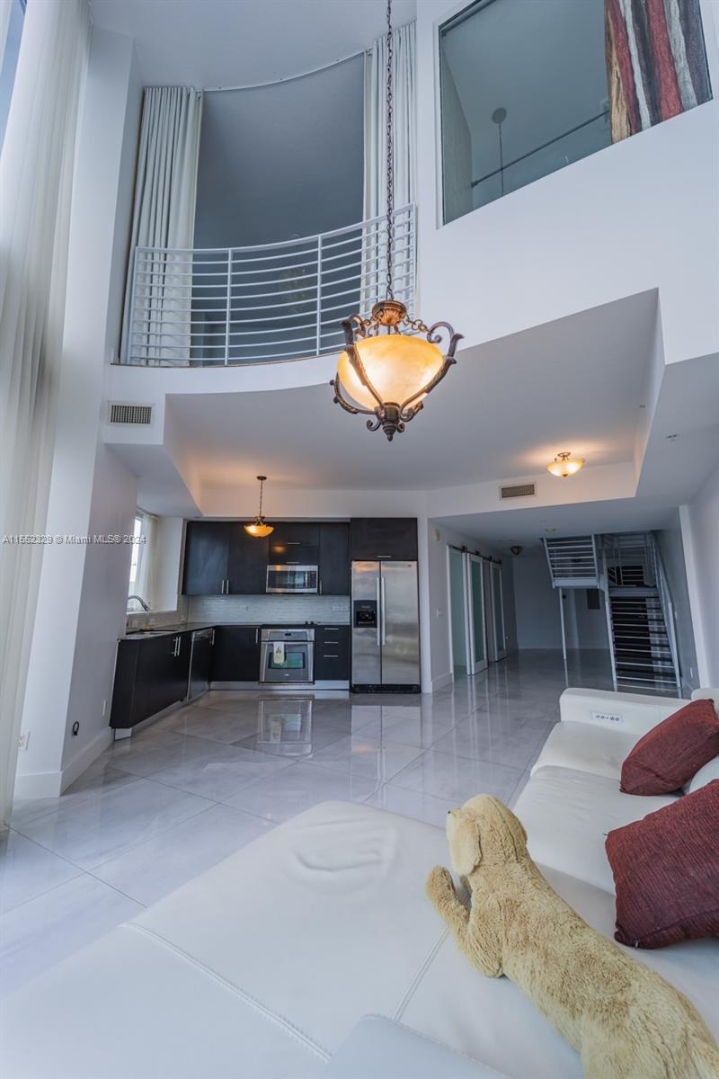 INFINITY AT BRICKELL COND - Residential Lease