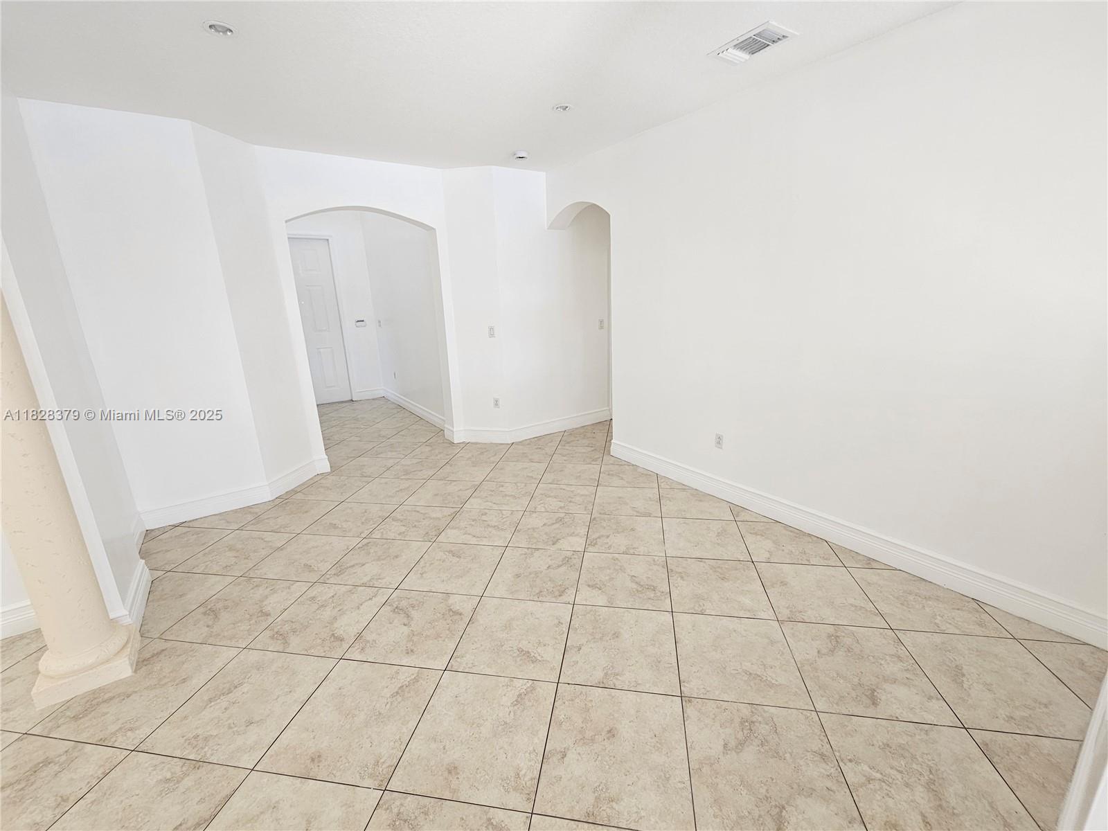5450 SW 165 CT