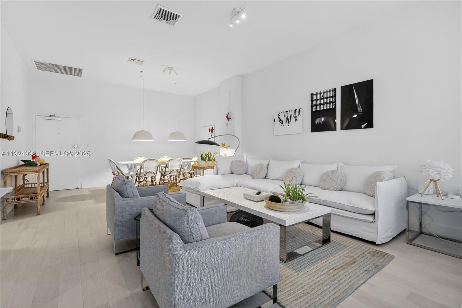 HARBOUR HOUSE - Residential Lease