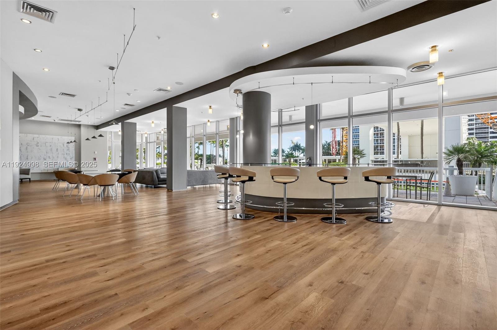 HARBOUR HOUSE - Residential Lease