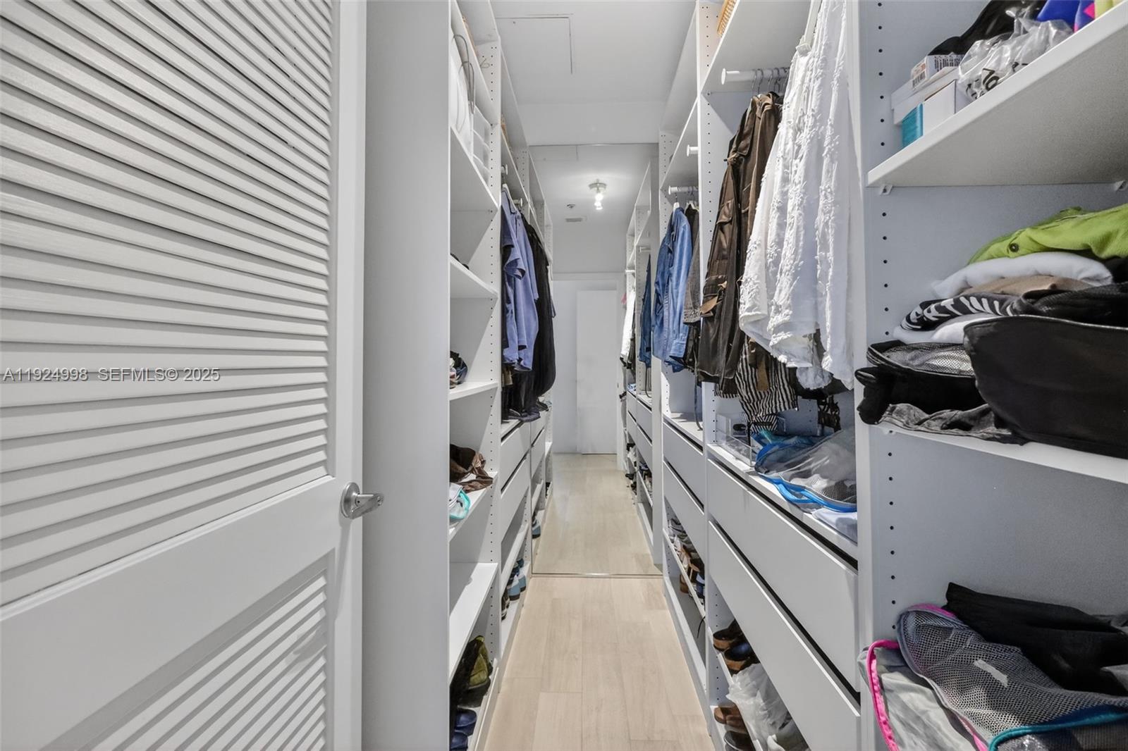 HARBOUR HOUSE - Residential Lease