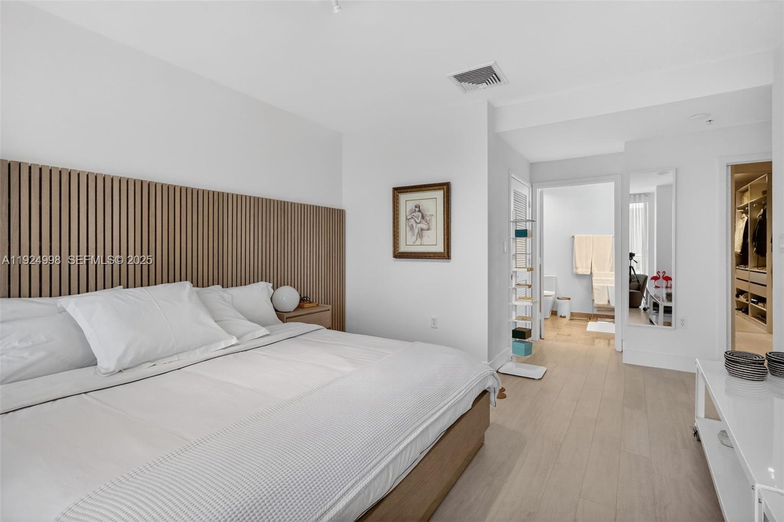 HARBOUR HOUSE - Residential Lease