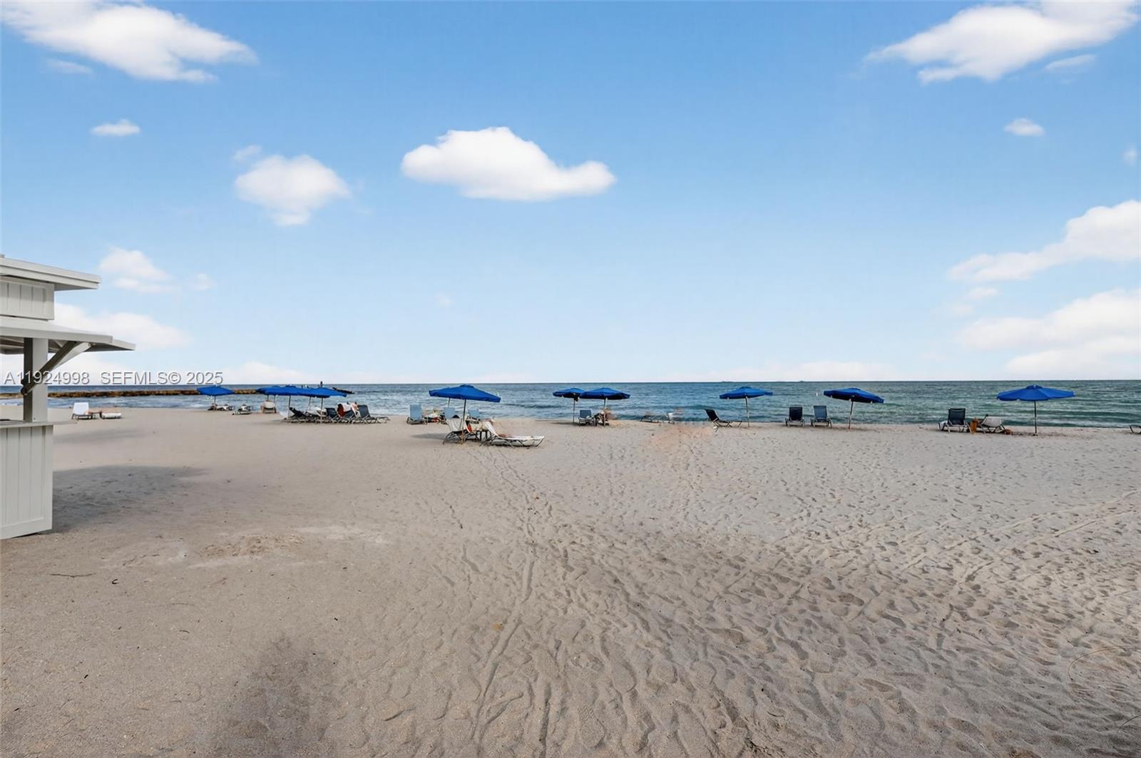 HARBOUR HOUSE - Residential Lease