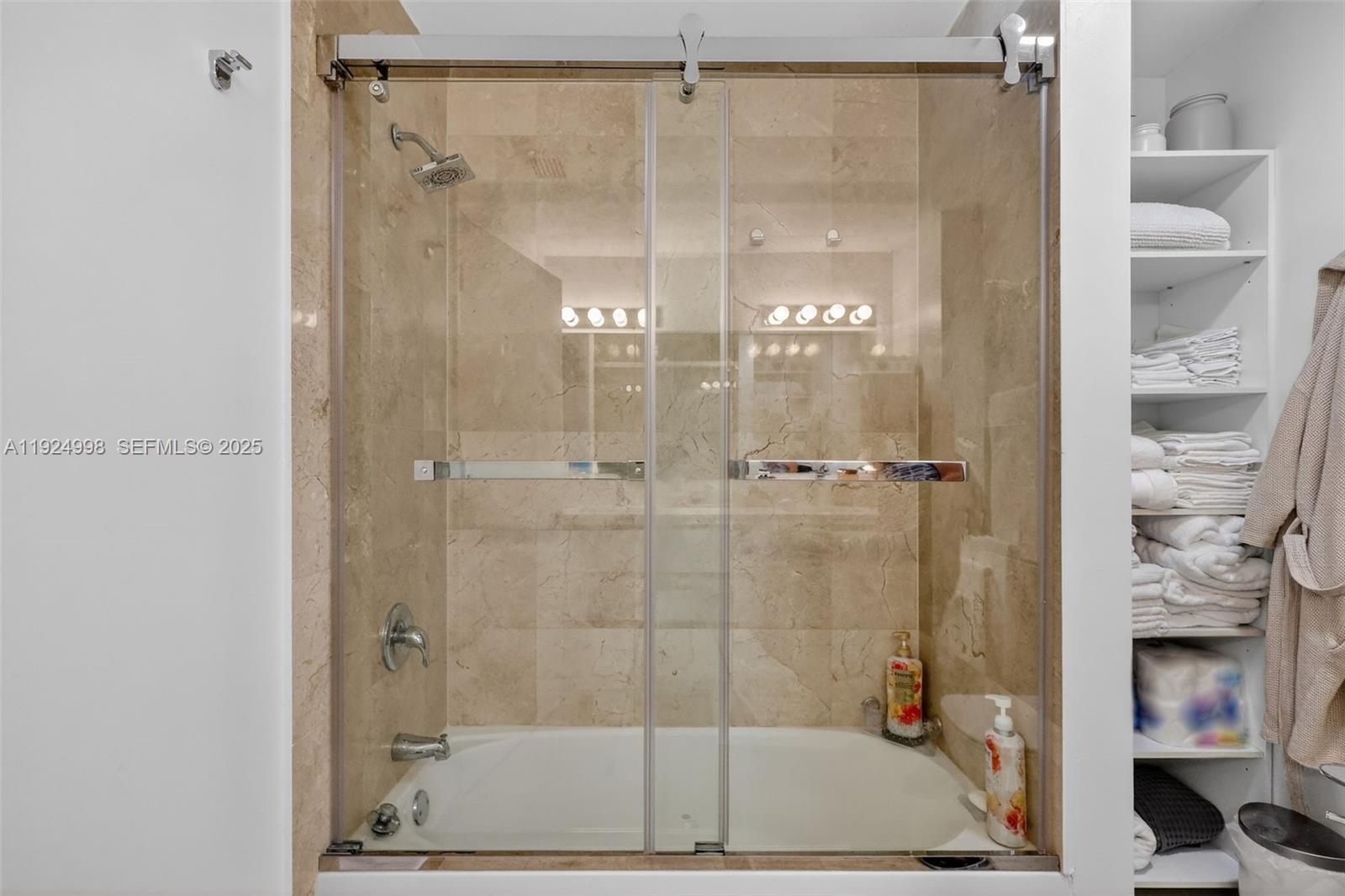 HARBOUR HOUSE - Residential Lease