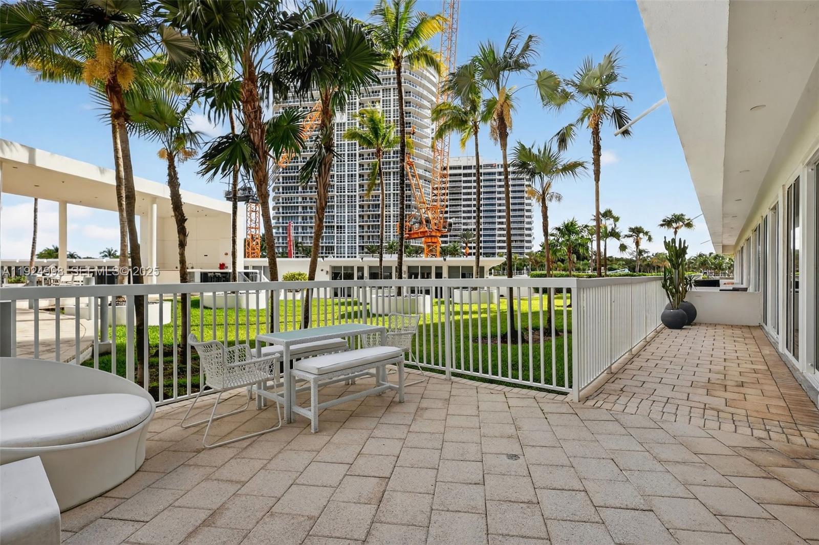 HARBOUR HOUSE - Residential Lease