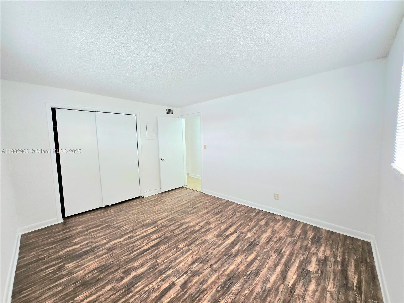 PLAYLAND VILLAGE SEC 3 - Residential Lease