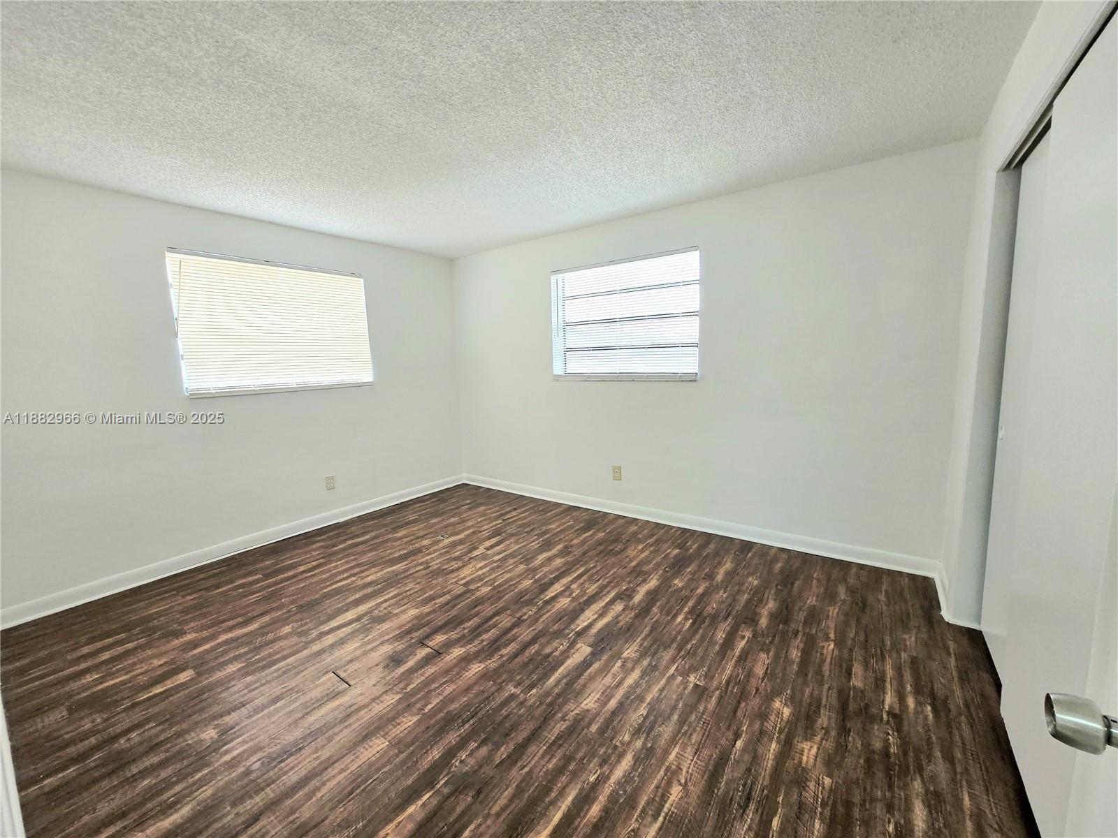 PLAYLAND VILLAGE SEC 3 - Residential Lease
