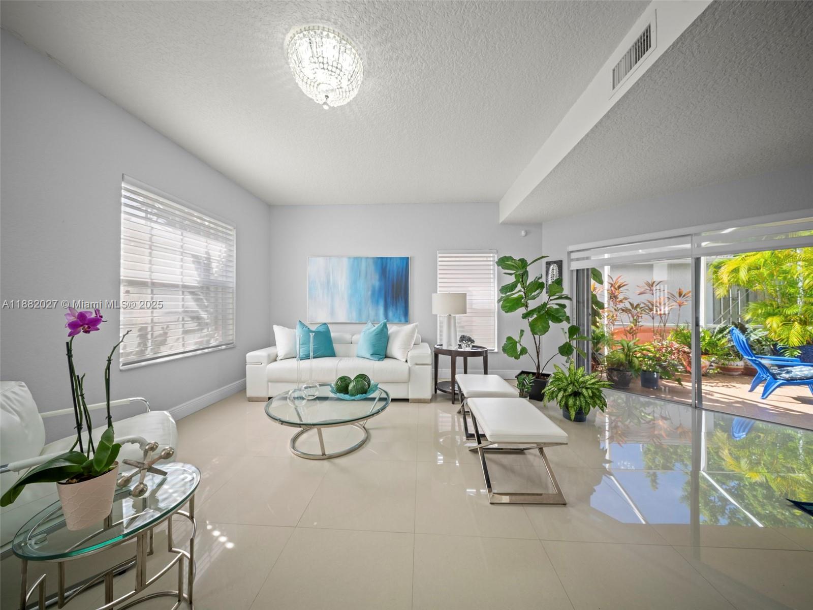 AMARETTO 1ST ADDN - Residential Lease