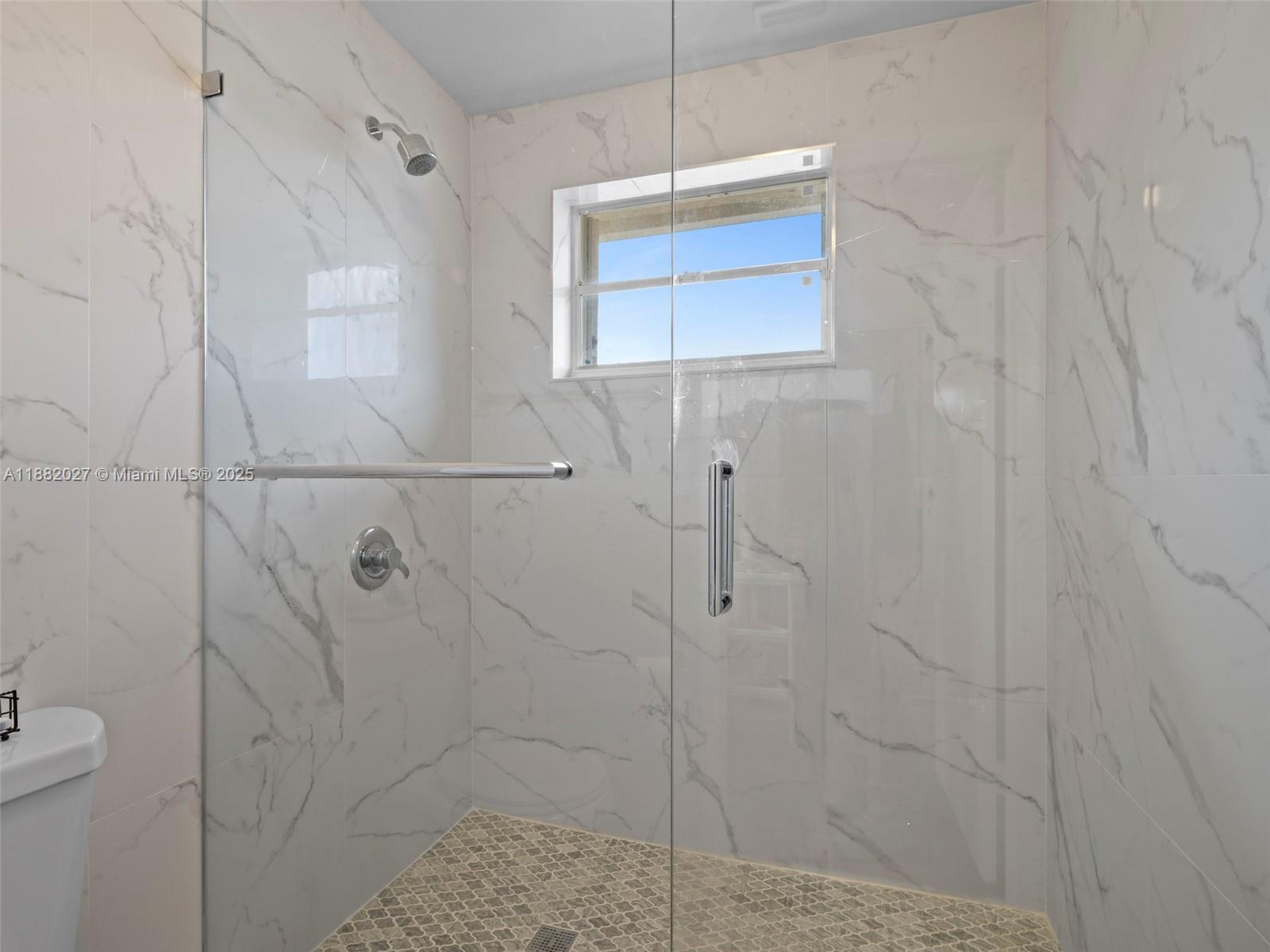 AMARETTO 1ST ADDN - Residential Lease