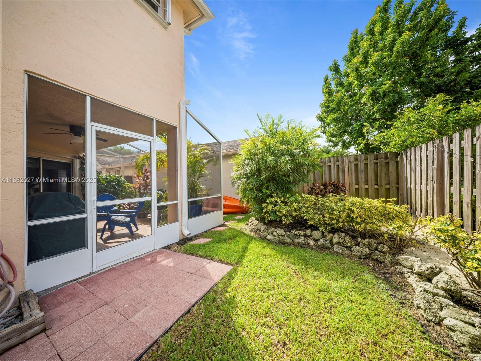 AMARETTO 1ST ADDN - Residential Lease