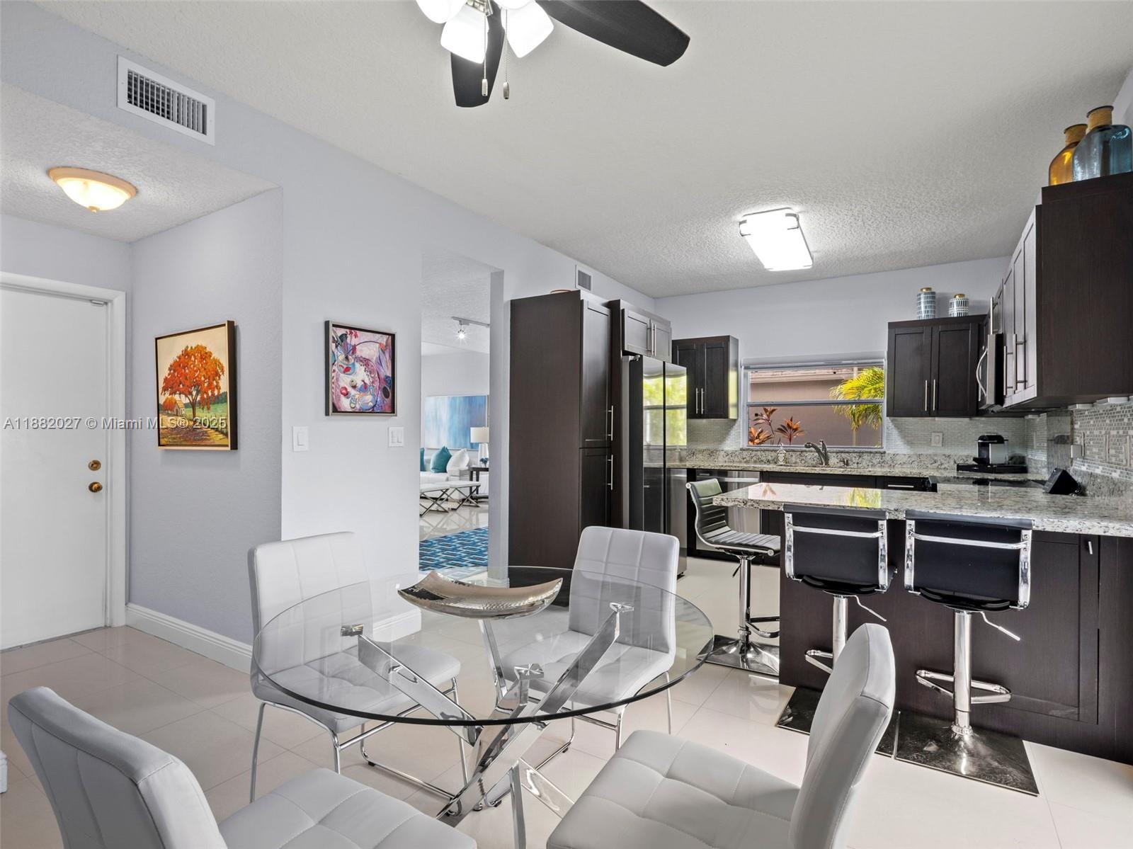 AMARETTO 1ST ADDN - Residential Lease