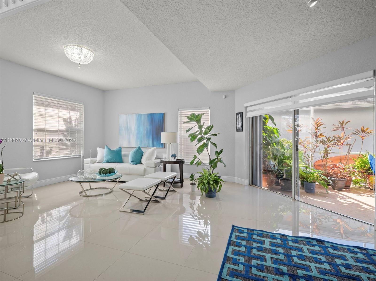 AMARETTO 1ST ADDN - Residential Lease