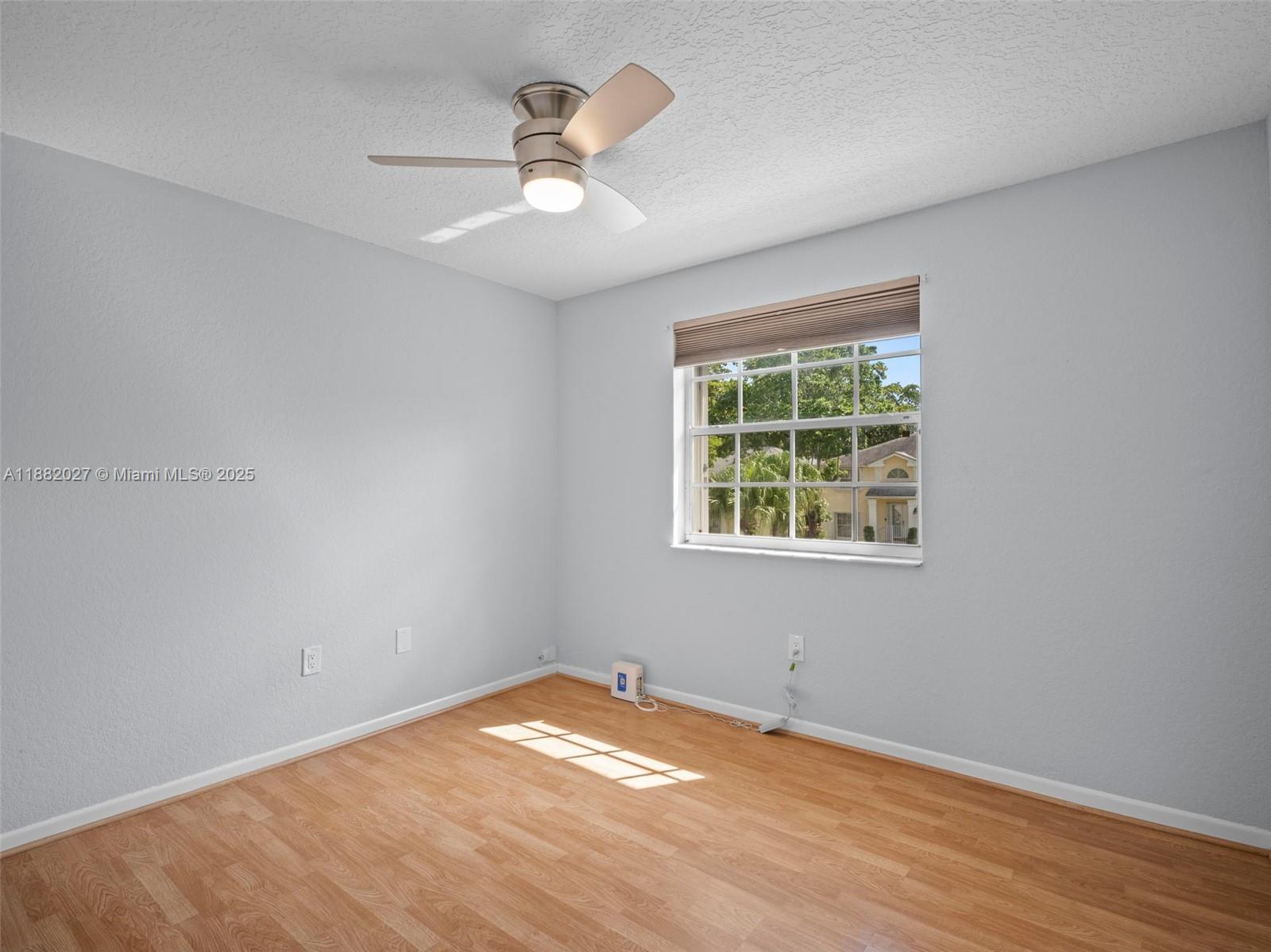 AMARETTO 1ST ADDN - Residential Lease