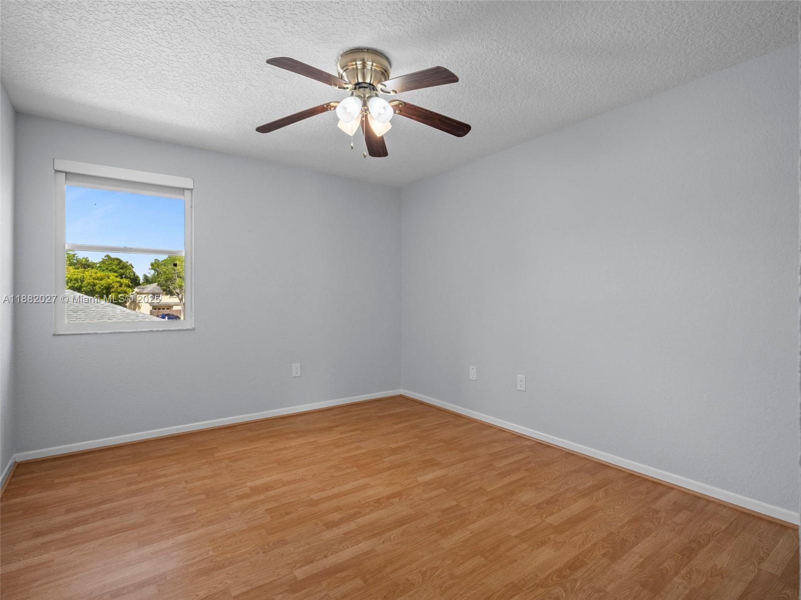 AMARETTO 1ST ADDN - Residential Lease