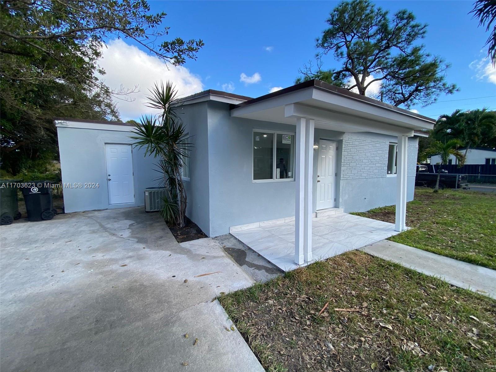 LAUDERDALE HOMESITES FIRS - Residential