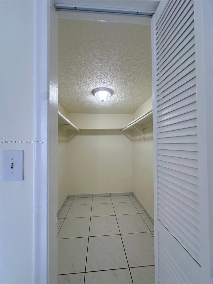 SAMARI LAKE EAST CONDO - Residential Lease