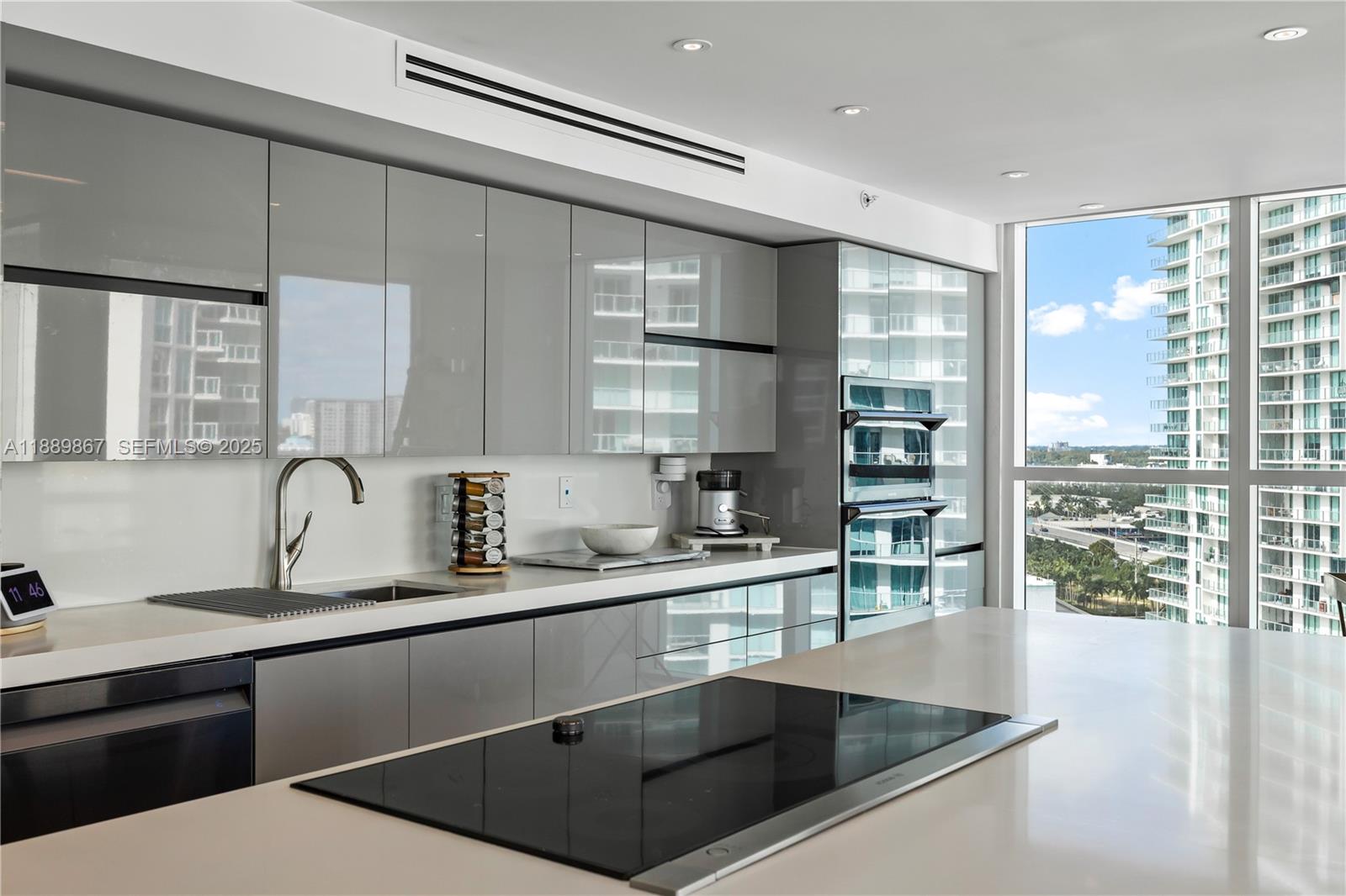 16500 Collins Ave 1751