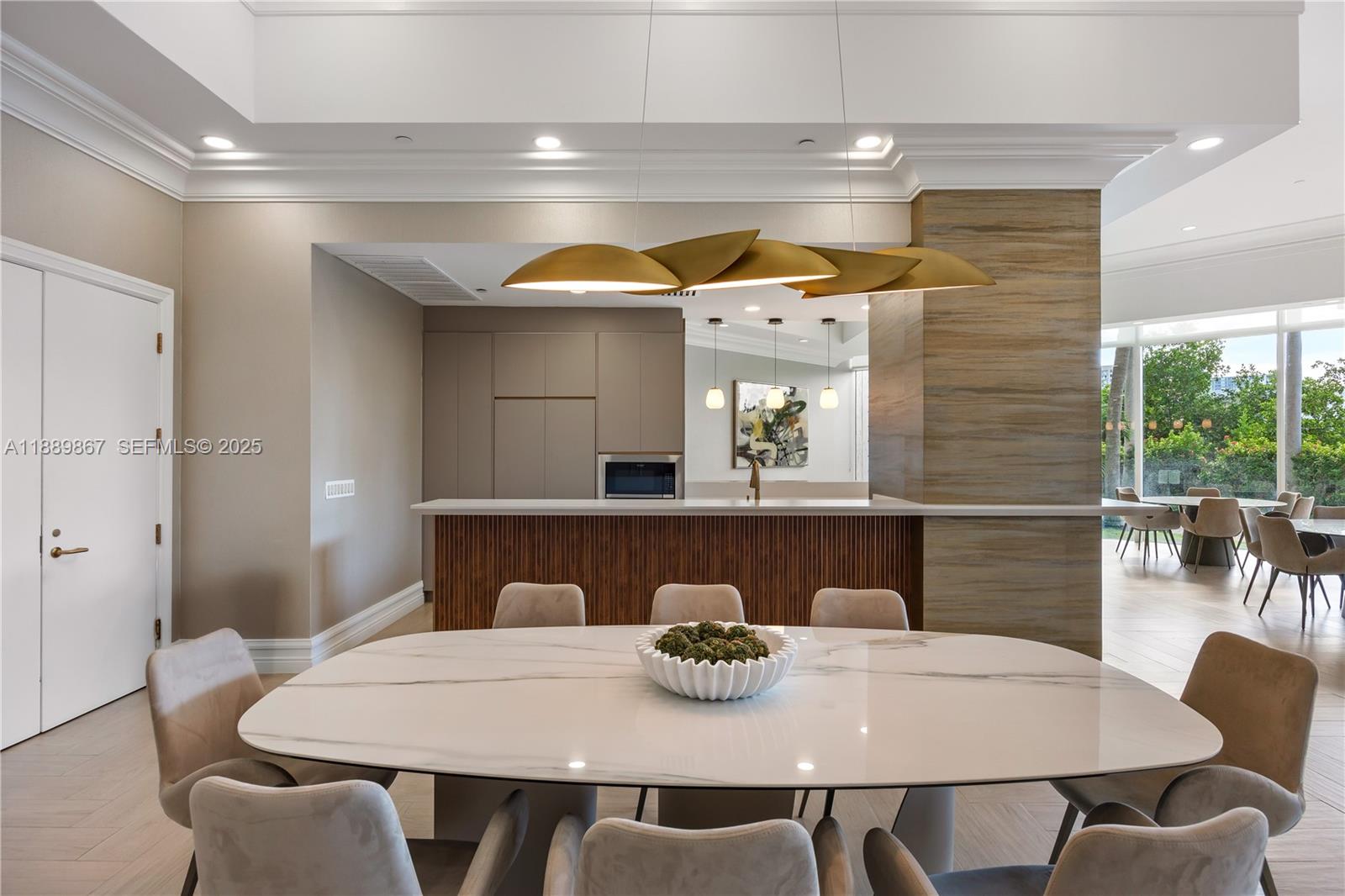 OCEANIA V CONDO - Residential