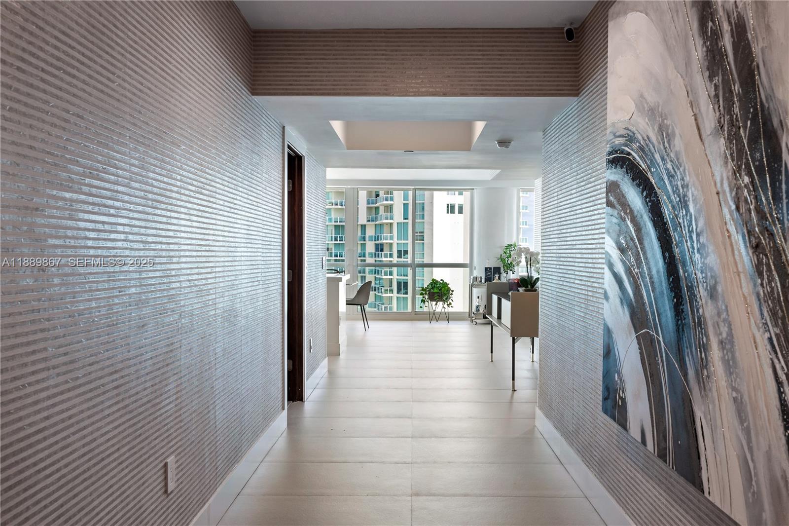 OCEANIA V CONDO - Residential