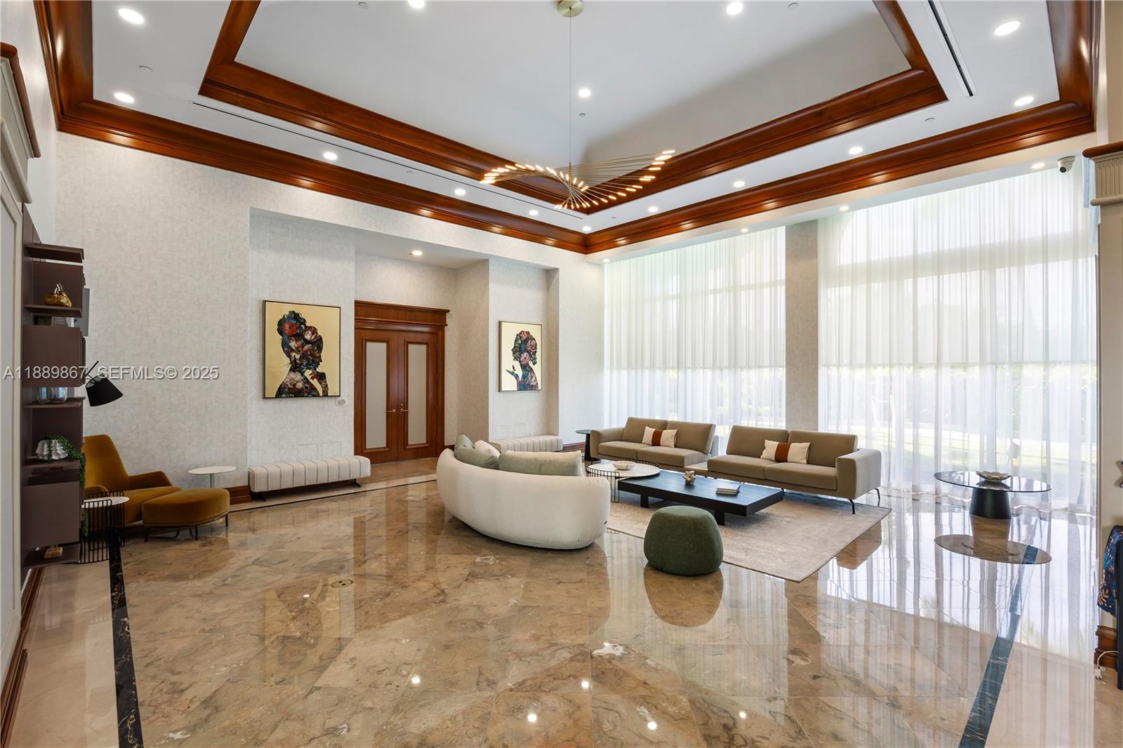 OCEANIA V CONDO - Residential