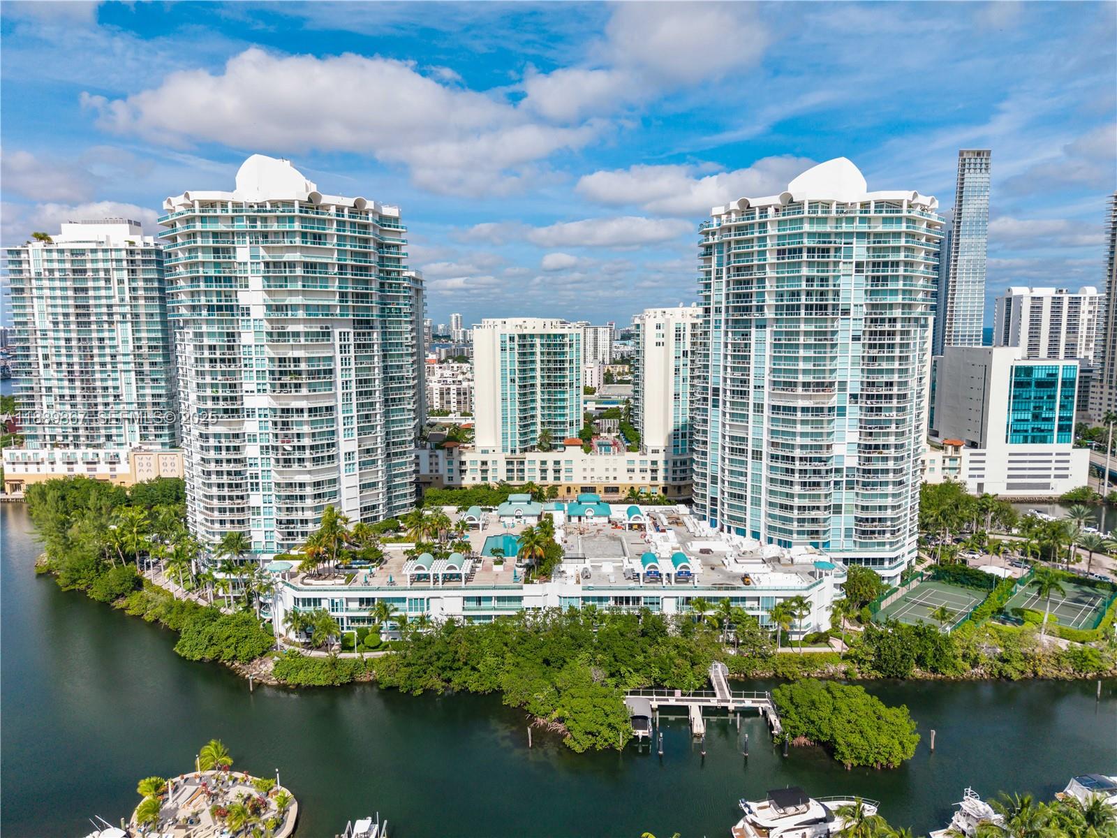 OCEANIA V CONDO - Residential