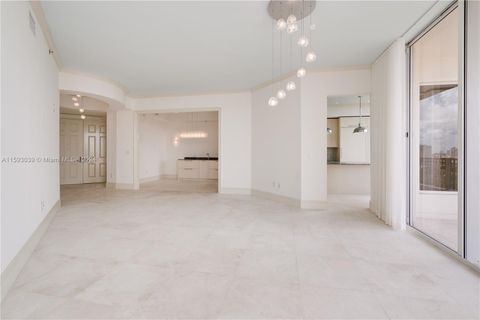 Condominium in Coral Gables FL 626 Coral Way 10.jpg