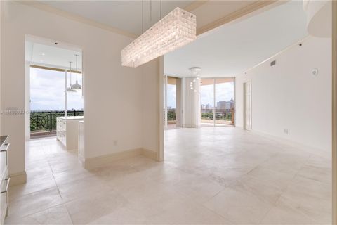 Condominium in Coral Gables FL 626 Coral Way 12.jpg