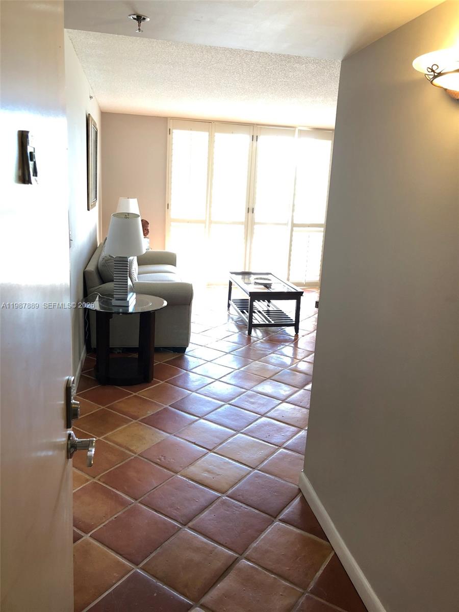 THE YACHT CLUB AT AVENTUR - Residential Lease