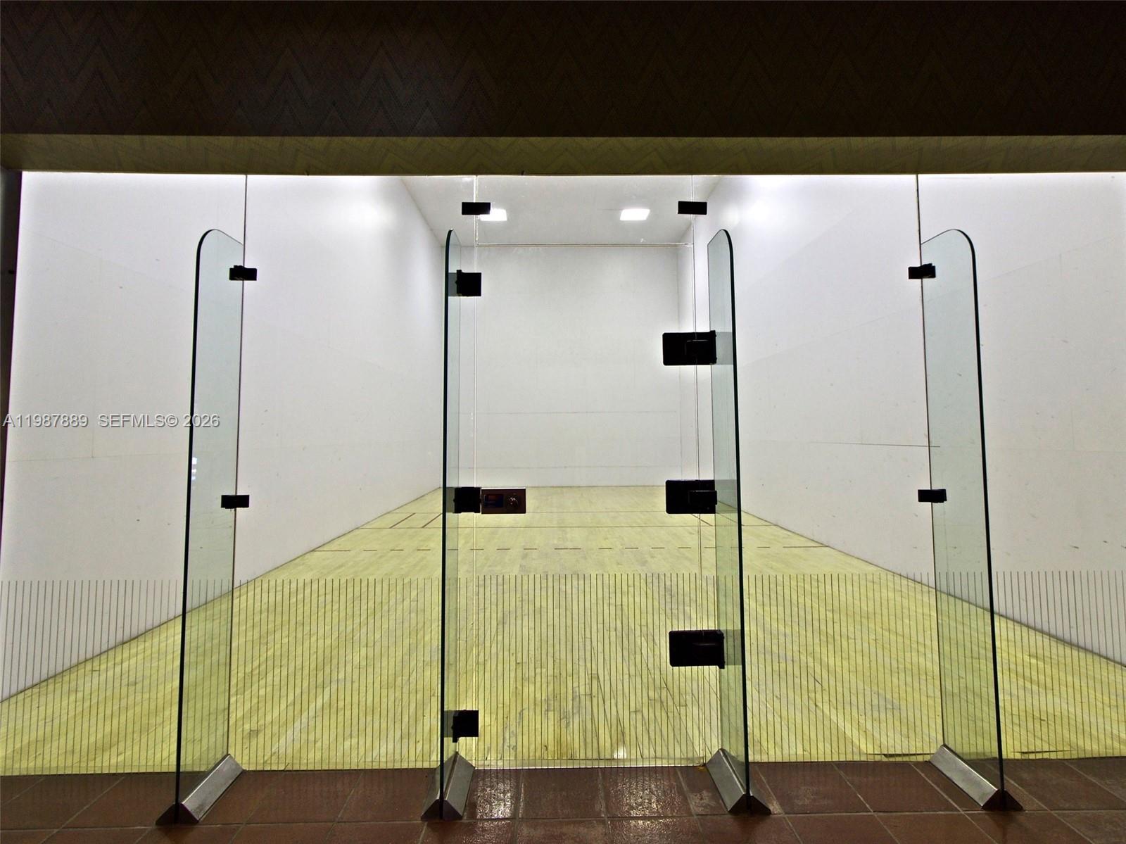 THE YACHT CLUB AT AVENTUR - Residential Lease