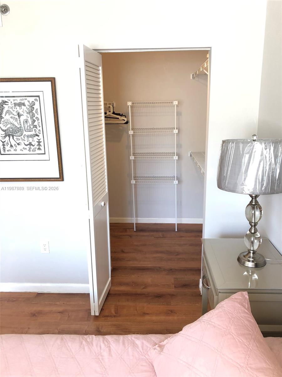 THE YACHT CLUB AT AVENTUR - Residential Lease