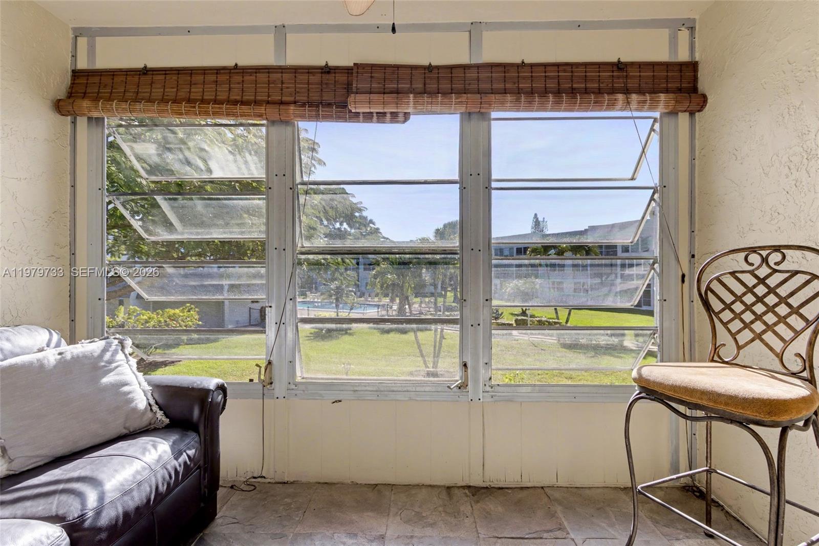 ROYAL PARK GARDENS I-C CO - Residential Lease